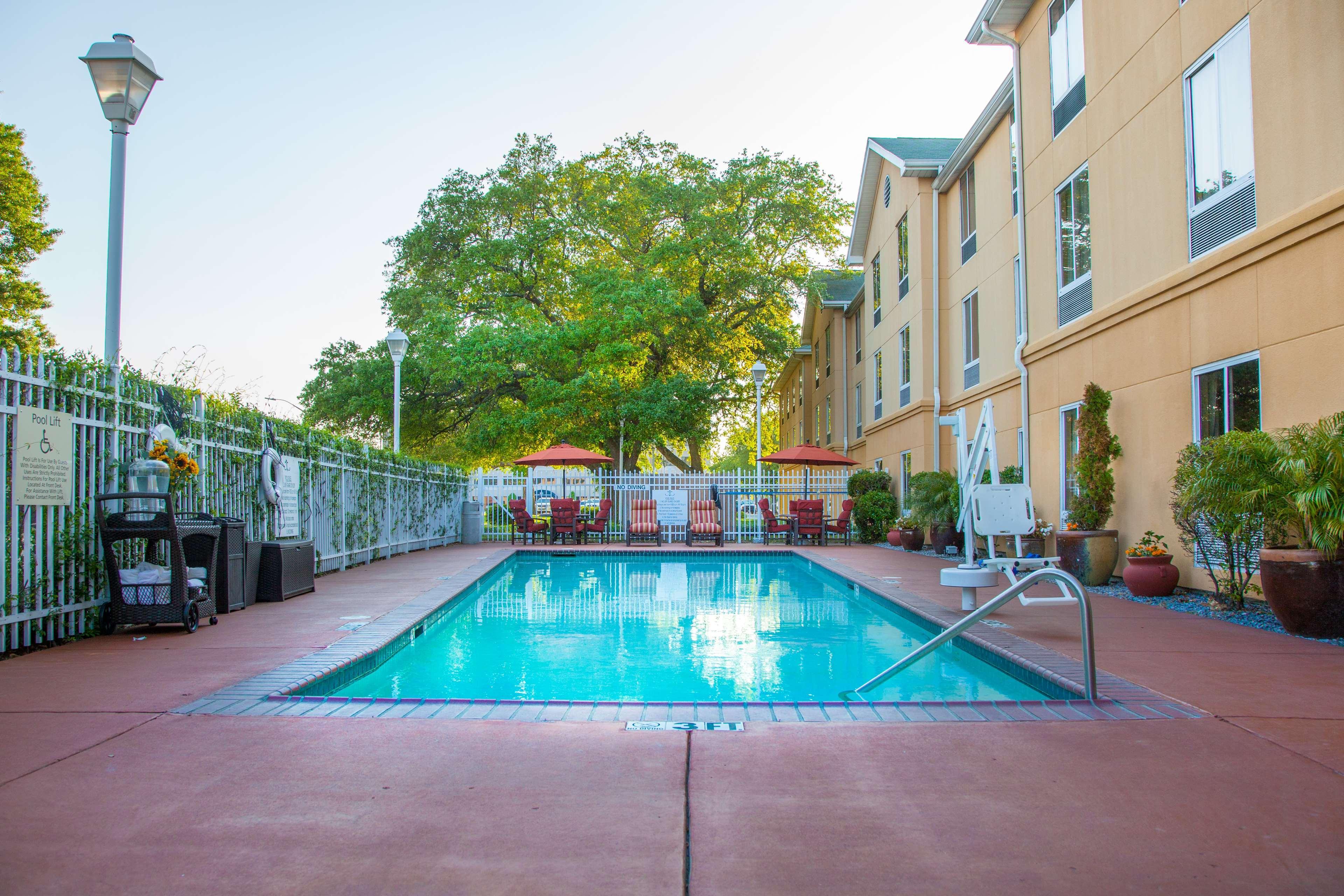Hampton Inn & Suites New Orleans/Elmwood Harahan Luaran gambar